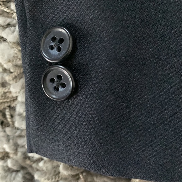 Custom tailored blazer - Picture 5 of 9